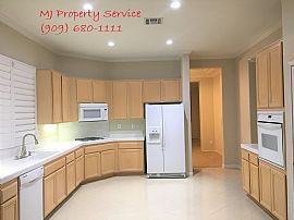 Single Story 3 Bedroom Home in Rancho Cucamonga in Rancho Cucamonga, CA (Photo 2 of 11)