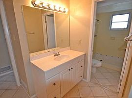 568 Norwood St Nw, Port Charlotte, Fl 33952 3 Beds 2 Baths 1,65 in Port Charlotte, FL (Photo 4 of 7)