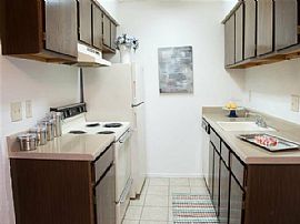  $495 / 520ft2 - Package Receiving, Cable Ready, Large Closets  in Los Angeles, CA (Photo 3 of 7)