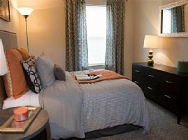  $495 / 520ft2 - Package Receiving, Cable Ready, Large Closets  in Los Angeles, CA (Photo 5 of 7)