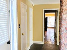 3618 Woodhill Rd, Montgomery, Al 36109  (747) 444-3766 in Montgomery, AL (Photo 5 of 8)