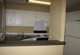 717 Cricketwood Ln, Charlotte, Nc 28215 (747) 444-3766 in Charlotte, NC (Photo 6 of 8)