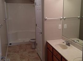 910 Wartburg Dr, Bloomington, Il 61704 (747) 444-3766 in Bloomington, IL (Photo 10 of 10)