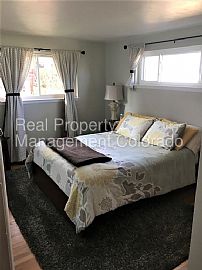 Amazing 3 Bed, 1 Bath Home in Harvey Park with 1056 Square Feet in Denver, CO (Photo 6 of 9)