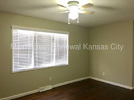 3 Beds 2beds Single Family Home  in Kansas City, MO (Photo 9 of 9)