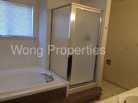 Single Family Home For Rent Asap in Highlands Ranch, CO (Photo 7 of 7)