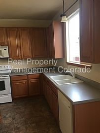 Single Family Home For Rent Asap in Denver, CO (Photo 5 of 8)