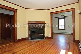 Single Family Home For Rent Asap in New London, CT (Photo 2 of 6)