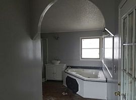  2399 Old Highway 431, Owens Cross Roads, Al 35763 4 Beds 2 Bat in Owens Cross Roads, AL (Photo 4 of 12)