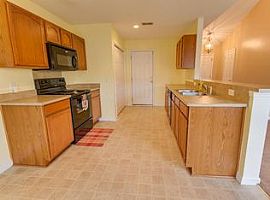  278 Avonshire Dr, Summerville, Sc 29483 3 Beds 2 Baths 1,151 S in Summerville, SC (Photo 4 of 4)