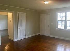  114 Woodland Dr, Greenville, Sc 29617 3 Beds 2 Baths 1,278 Sqf in Greenville, SC (Photo 2 of 3)