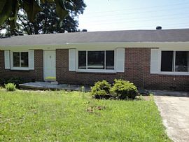  504 Avon Dr, Taylors, Sc 29687 4 Beds 2.5 Baths 2,016 Sqft in Taylors, SC