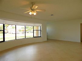 3/2 Home Ready For Move in Asap in Plantation, FL (Photo 2 of 10)