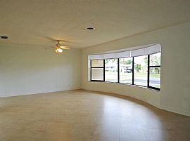 3/2 Home Ready For Move in Asap in Plantation, FL (Photo 6 of 10)