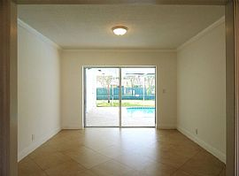 3/2 Home Ready For Move in Asap in Plantation, FL (Photo 7 of 10)