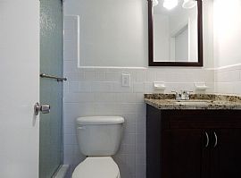 3/2 Home Ready For Move in Asap in Plantation, FL (Photo 9 of 10)