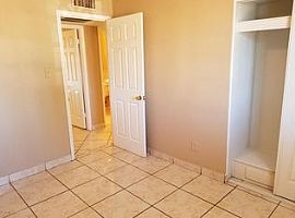 6531 W Peck Dr, Glendale, Az 85301 in Glendale, AZ (Photo 4 of 5)