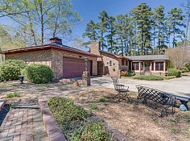 111 Pinewood Dr, Piedmont, Sc 29673 3 Beds 2.5 Baths 2,257 Sqft in Piedmont, SC (Photo 8 of 8)