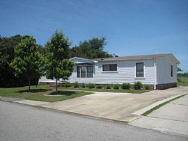 1122 Blue Ridge Trl, North Myrtle Beach, Sc 29582 3 Beds 2 Bath in North Myrtle Beach, SC