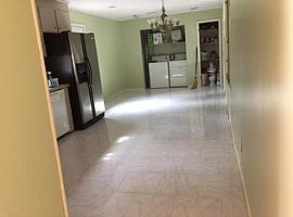 709 Habersham Rd, Valdosta, Ga 31602 4 Beds 2 Baths 1,861 Sqft in Valdosta, GA (Photo 2 of 7)