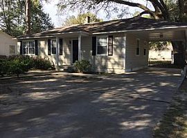 804 Wilson Ave, Valdosta, Ga 31602 3 Beds 1 Bath 960 Sqft in Valdosta, GA (Photo 2 of 8)