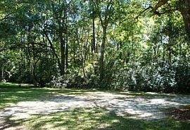 417 Canna Dr, Valdosta, Ga 31602 3 Beds 2 Baths 1,612 Sqft in Valdosta, GA (Photo 10 of 10)