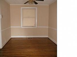 1612 Presson Blvd, Richmond, Va 23224 4 Beds 2 Baths 1,554 Sqft in Richmond, VA (Photo 4 of 6)