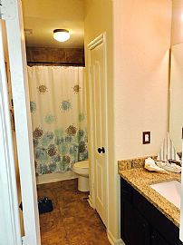 6718 Hunters Trace Ln, Baytown. in Baytown, TX (Photo 3 of 12)