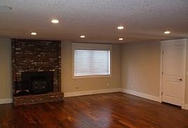 615 Ne 132nd St, Vancouver, Wa 98685 3 Beds 2 Baths 1,560 Sqft in Vancouver, WA (Photo 3 of 3)