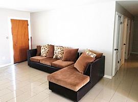 1016 N La Jolla Blvd, Goodyear, Az 85338 in Goodyear, AZ (Photo 4 of 6)