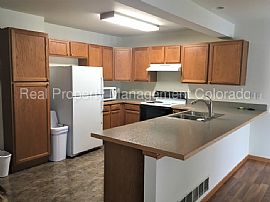 Single Family Home For Rent in Fort Collins, CO (Photo 2 of 7)