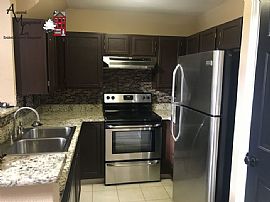 Single Family Home For Rent in Littleton, CO (Photo 4 of 6)