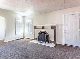  3609 Ridgeside Rd, Chattanooga, Tn 37411 2 Beds 1 Bath 740 Sqf in Chattanooga, TN (Photo 3 of 4)