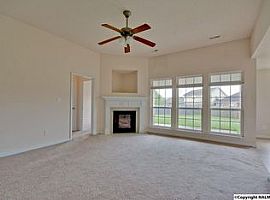 4808 Canterwood Dr Se, Owens Cross Roads, Al 35763 in Owens Cross Roads, AL (Photo 3 of 9)