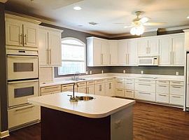 658 Magnolia Cir, Gulf Shores, Al 36542 in Gulf Shores, AL (Photo 2 of 4)