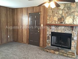 Single Family Home For Rent in Hephzibah, GA (Photo 5 of 8)