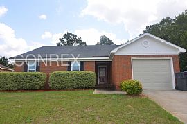 Single Family Home For Rent in Hephzibah, GA