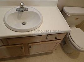 1868 Woodvine Ln, Birmingham, Al 35215 in Birmingham, AL (Photo 2 of 5)