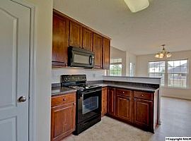  4808 Canterwood Dr Se, Owens Cross Roads, Al 35763  in Owens Cross Roads, AL (Photo 4 of 6)