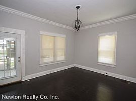 410 S Houston St, Athens, Al 35611 3 Beds 2 Baths 1,083 Sqft in Athens, AL (Photo 2 of 7)