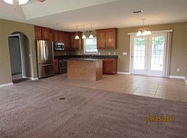 120 Autumn Way, Enterprise, Al 36330 3 Beds 2 Baths 1,650 Sqft in Enterprise, AL (Photo 2 of 4)