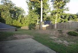 695 Yeager Ln, Auburn, Al 36832 (334) 708-2169 in Auburn, AL (Photo 8 of 8)