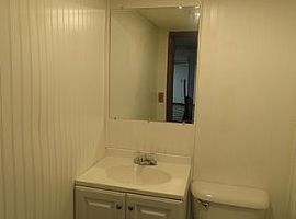 This 2 Bedroom, 1 Full Bath Home Is Conveniently Located to I-8 in Greenville, SC (Photo 10 of 10)