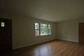  18 Guyton Dr, Sumter, Sc 29150 3 Beds 2 Baths 1,897 Sqft in Sumter, SC (Photo 4 of 4)