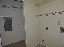 5765 Ashridge Pl, Memphis, Tn 38141 3 Beds 2 Baths 1,327 Sqft in Memphis, TN (Photo 5 of 12)