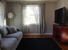 53rd Ave N, Nashville, Tn 37209 2 Beds 1 Bath 1,000 Sqft in Nashville, TN (Photo 3 of 10)