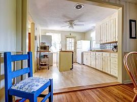 53rd Ave N, Nashville, Tn 37209 2 Beds 1 Bath 1,000 Sqft in Nashville, TN (Photo 7 of 10)