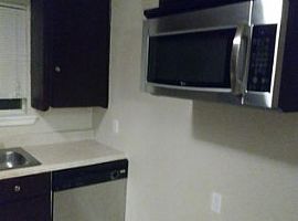  2716 Vogt St, Fort Worth, Tx 76105 2 Beds 1 Bath 856 Sqft in Fort Worth, TX (Photo 4 of 4)