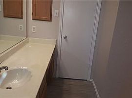  926 Courtney Dr, Mesquite, Tx 75150 4 Beds 2 Baths 1,821 Sqft in Mesquite, TX (Photo 2 of 4)