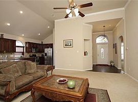  11552 Round Leaf Dr, Fort Worth, Tx 76244 3 Beds 2 Baths 1,656 in Keller, TX (Photo 3 of 5)